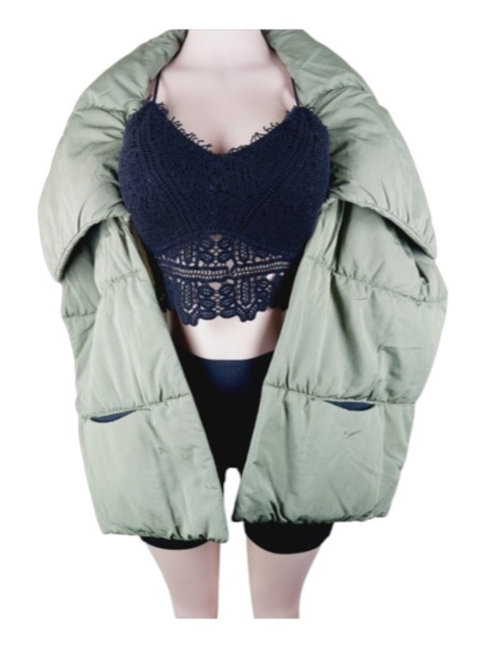 Nike Women's Olive Oversize Front Pocket Padded Scarf Jacket Size OS